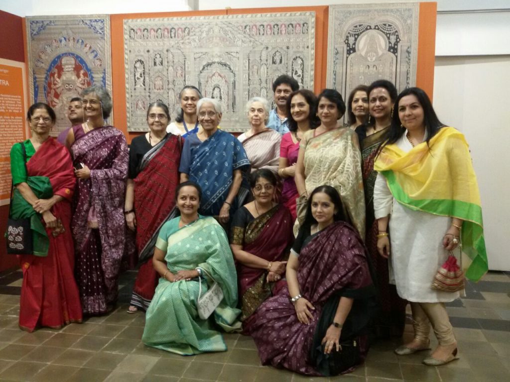 Arundhati Nanavati with her Associate Members of Paramparik Karigar